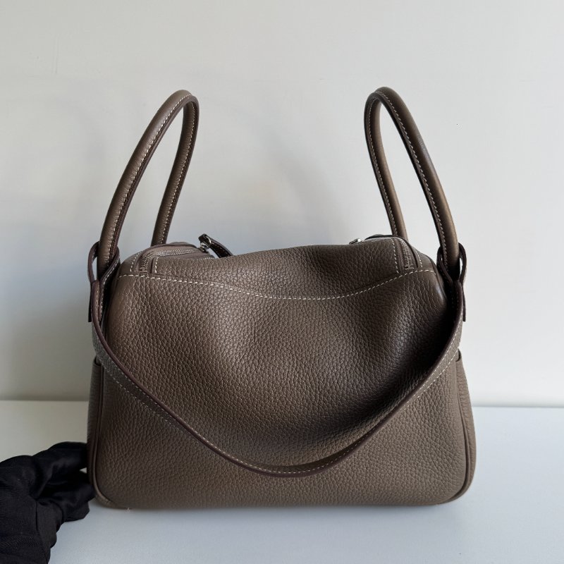 閒置新🫰🏻 Hermès 愛馬仕 Lindy 26 大象灰銀釦-9