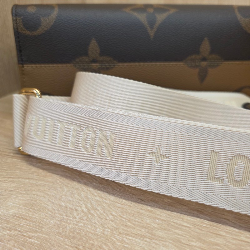 [夯款😍新年特輯好價🧧] LV 雙色老花金釦OnTheGo PM手提斜背拖特包-18