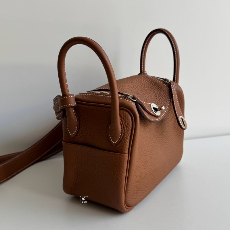 99新🆕 Hermès 愛馬仕 Mini Lindy 金棕銀釦二代-1
