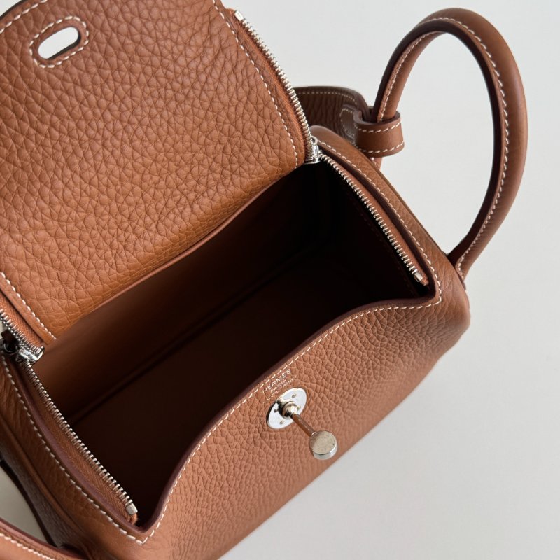 99新🆕 Hermès 愛馬仕 Mini Lindy 金棕銀釦二代-3