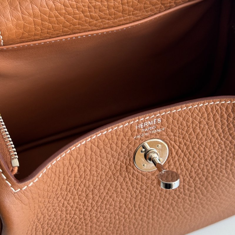 99新🆕 Hermès 愛馬仕 Mini Lindy 金棕銀釦二代-14