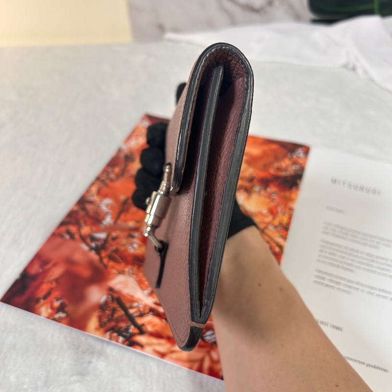 Gucci Jackie 藕色賈姬扁夾手拿包-8