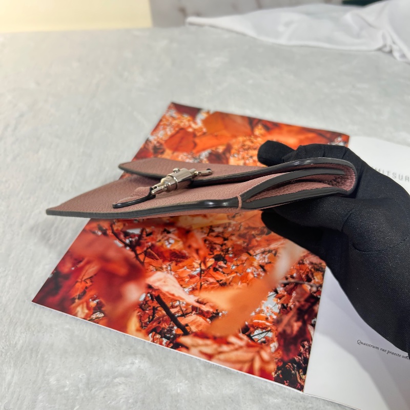 Gucci Jackie 藕色賈姬扁夾手拿包-11