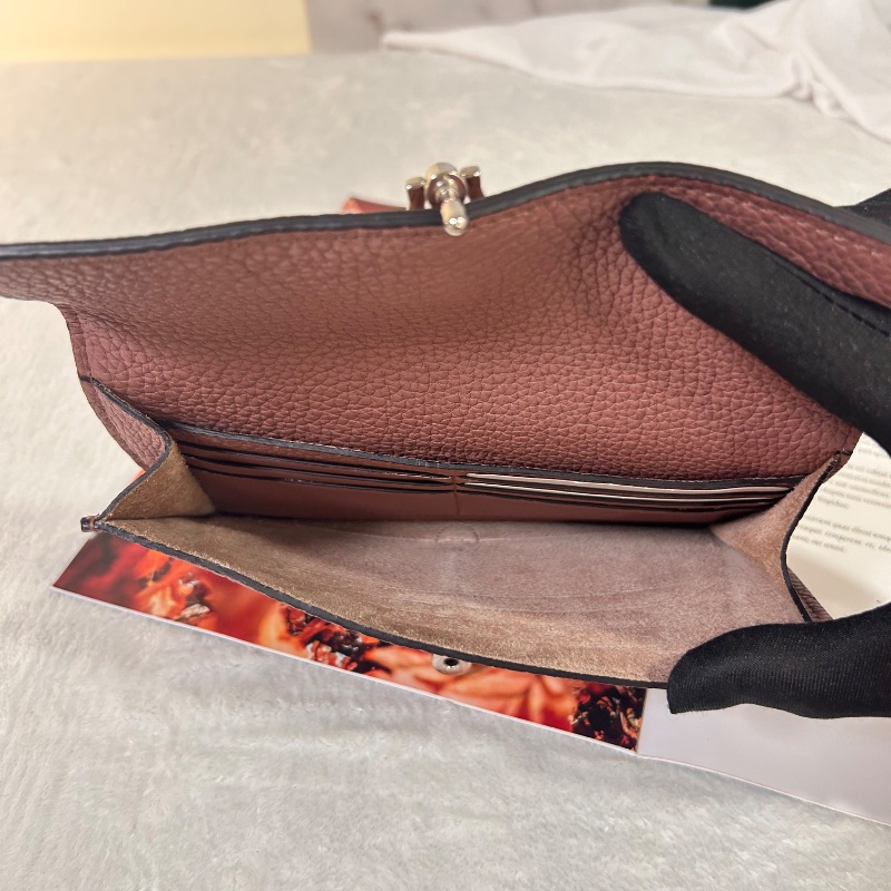 Gucci Jackie 藕色賈姬扁夾手拿包-15