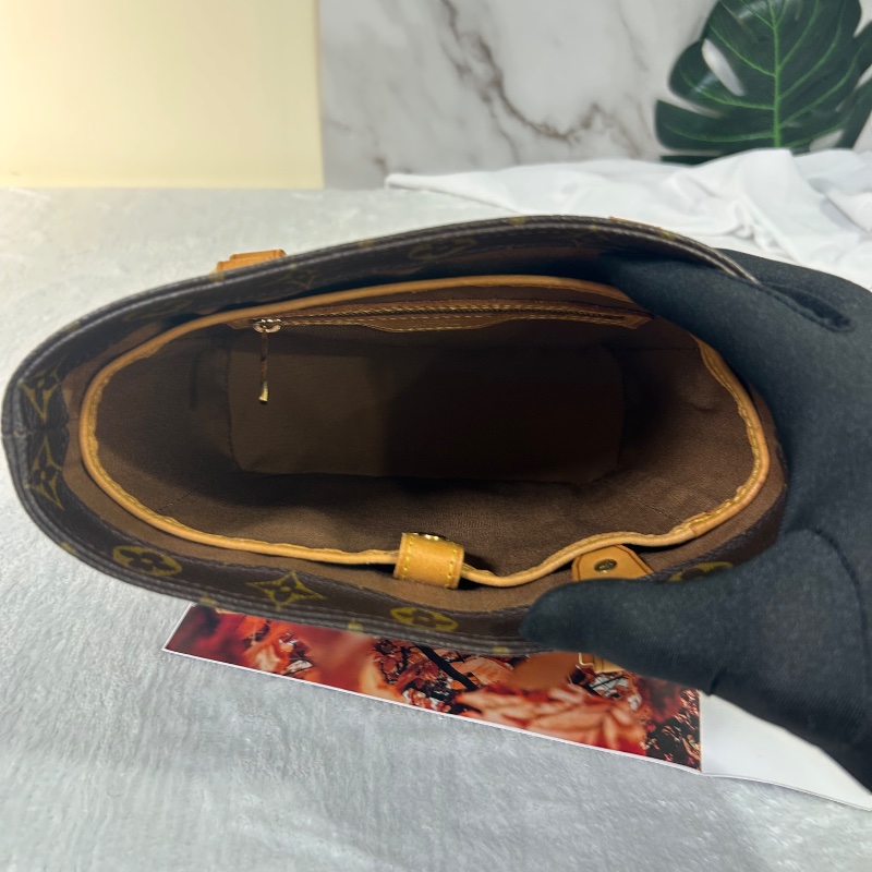 LV 微微安 Vavin M51172 老花 PM 小薇薇手提包-18