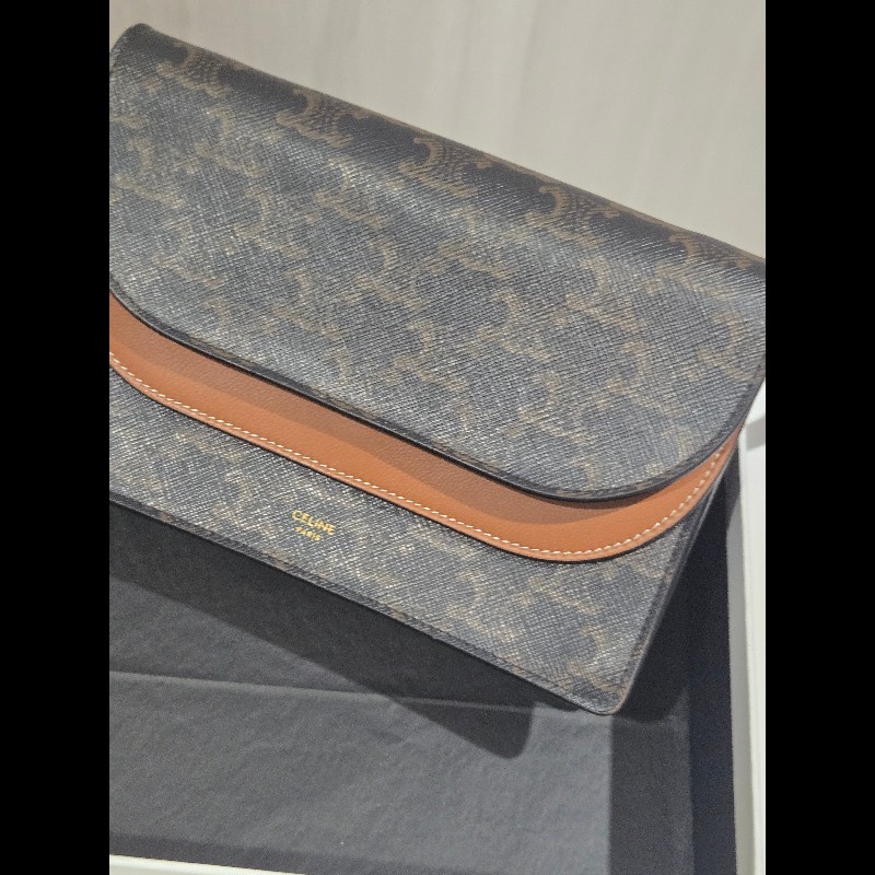 Celine Triomphe 老花帆布 woc 老花雙層信封包-3