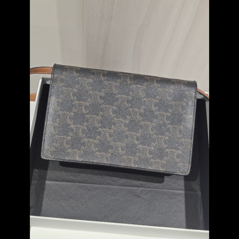 Celine Triomphe 老花帆布 woc 老花雙層信封包-8