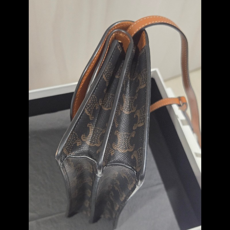 Celine Triomphe 老花帆布 woc 老花雙層信封包-9