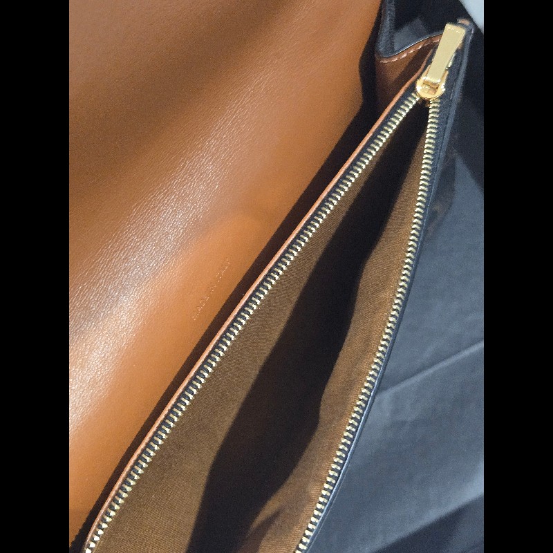 Celine Triomphe 老花帆布 woc 老花雙層信封包-23