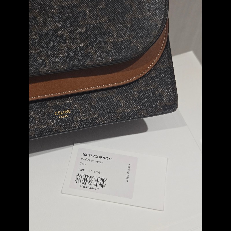 Celine Triomphe 老花帆布 woc 老花雙層信封包-31