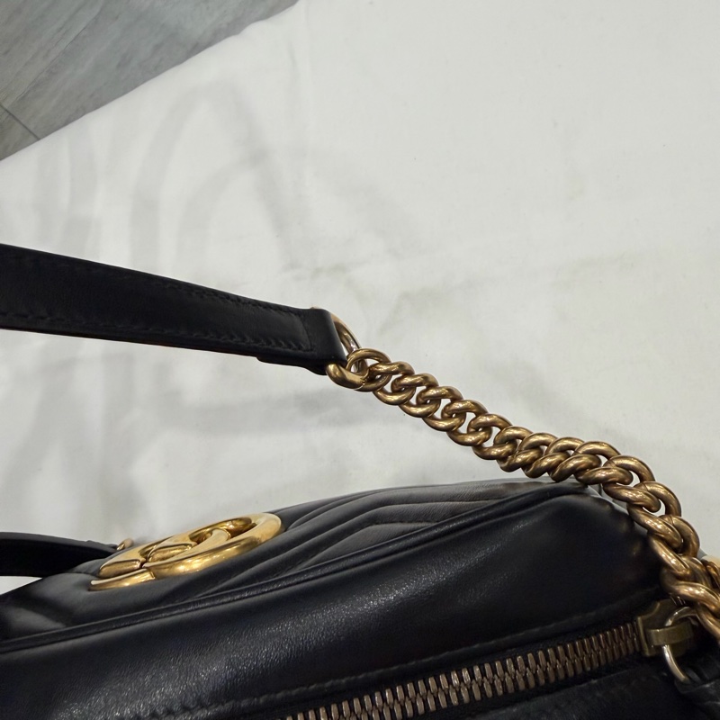 Gucci GG marmont 相機包 斜背包 黑金-24