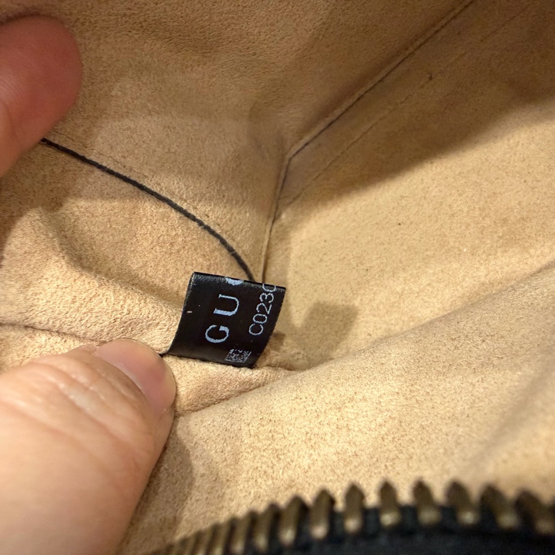 Gucci GG marmont 相機包 斜背包 黑金-38