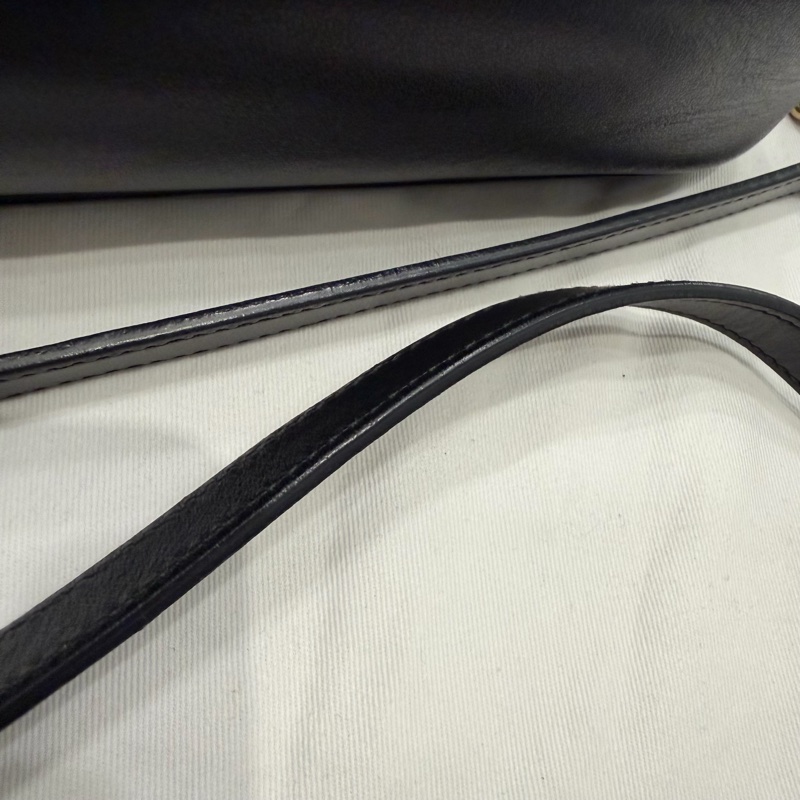 Gucci GG marmont 相機包 斜背包 黑金-52