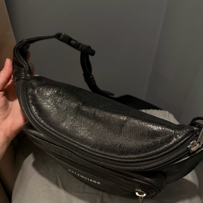 Balenciaga 巴黎世家 爆裂紋皮革 腰包 黑-10