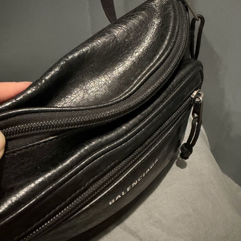 Balenciaga 巴黎世家 爆裂紋皮革 腰包 黑-34