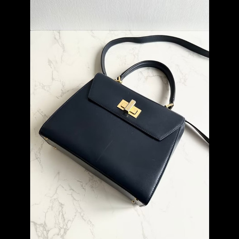 【LA LUNE】絕版中古包 Celine黑藍色旋轉扣凱莉包 斜背包 單肩包 側背包古董-0