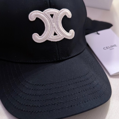 Celine 經典款棒球帽
