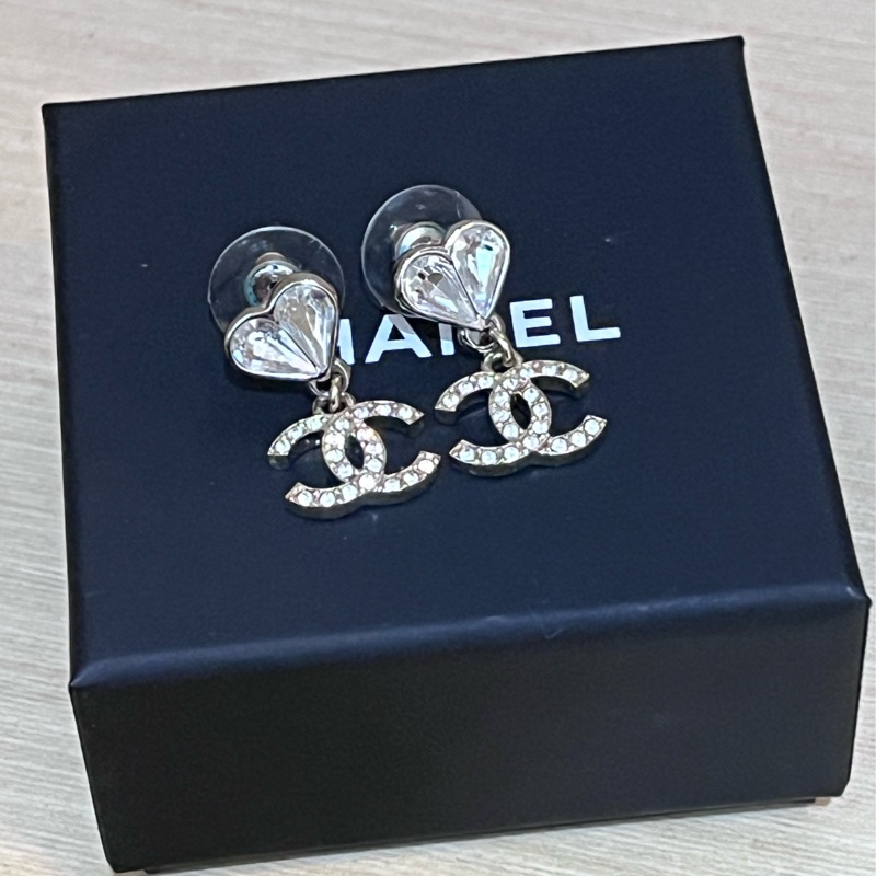 ✨Chanel✨心型水鑽雙C耳環-3
