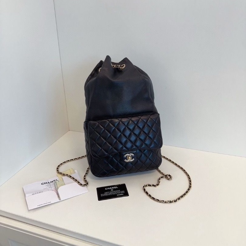 Chanel 黑金 抽繩 束口 水桶後背包21*7*36 98新配件塵袋保卡-1