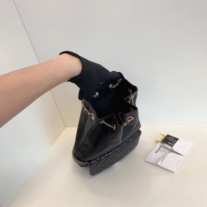 Chanel 黑金 抽繩 束口 水桶後背包21*7*36 98新配件塵袋保卡-5