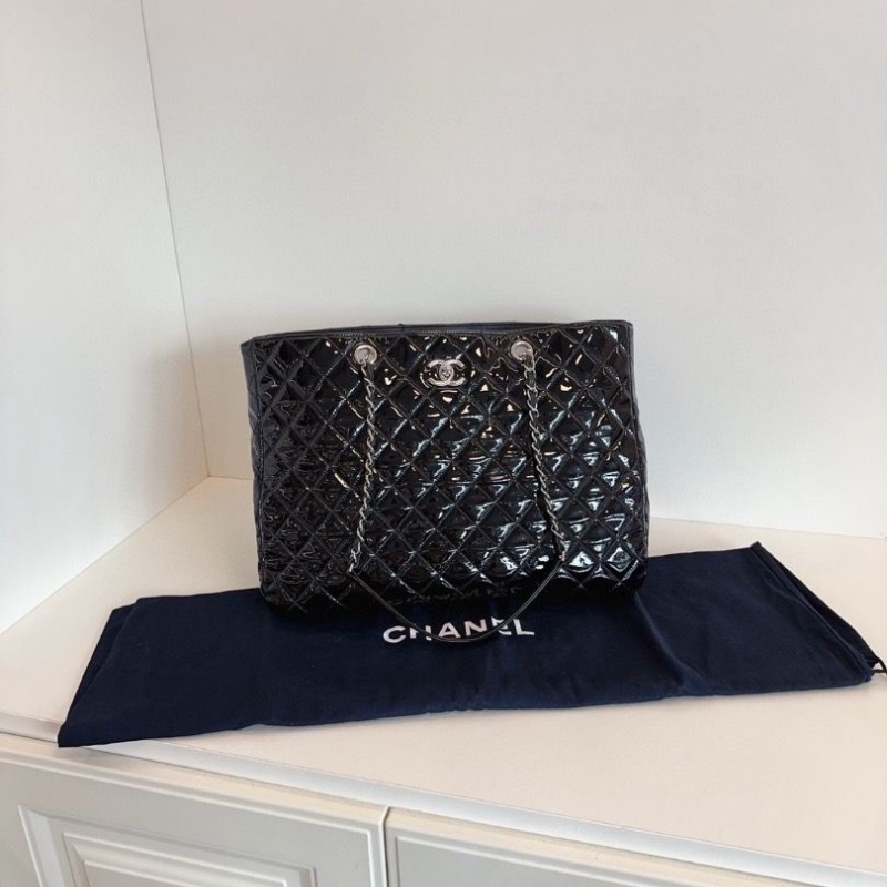 Chanel黑銀漆皮 tote托特 35*26*11cm 98新配件塵袋保卡-1