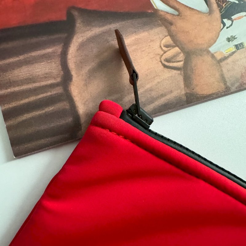 ‼️全新商品 Hermes 紅色防水收納包 化妝包-4