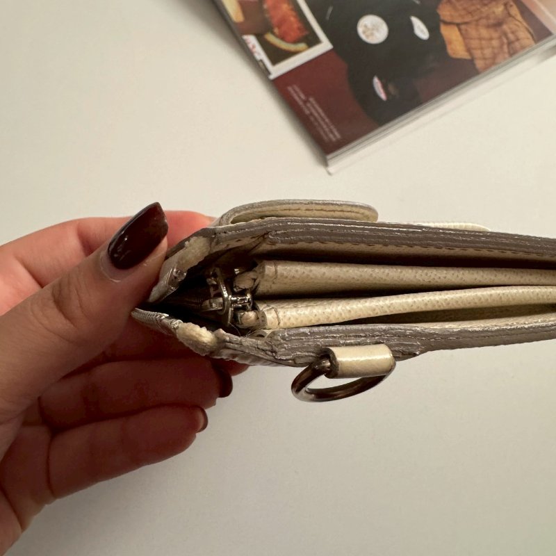 ✨東西全配 LV 米白耐刮雙層拉鍊長夾-11