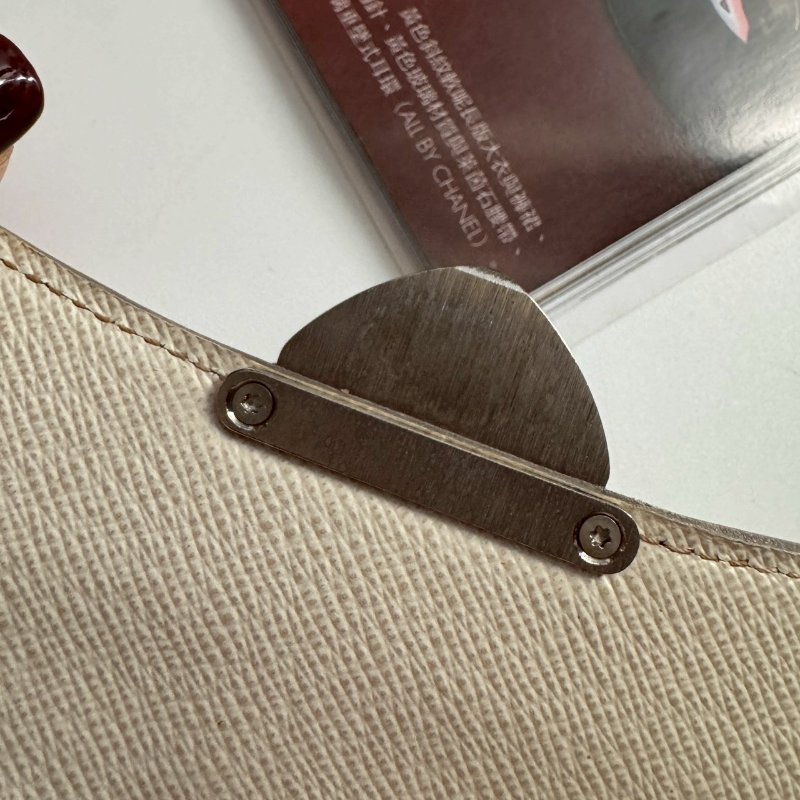 ✨東西全配 LV 米白耐刮雙層拉鍊長夾-21