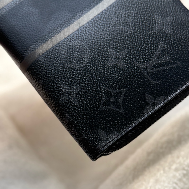 （日本購證🇯🇵全配）Lv fragment 藤原浩黑色老花拉鏈長夾-13