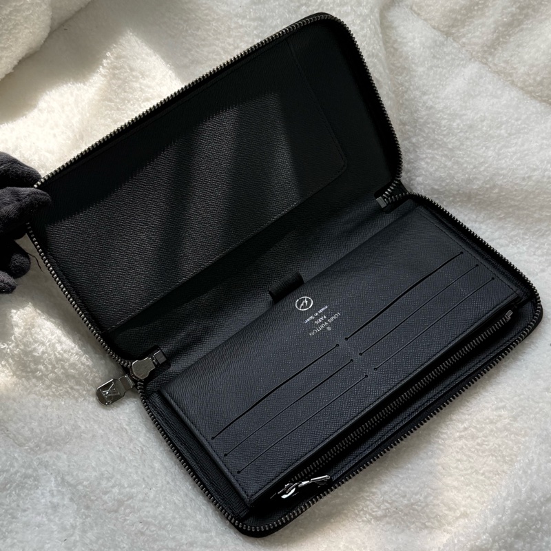 （日本購證🇯🇵全配）Lv fragment 藤原浩黑色老花拉鏈長夾-14