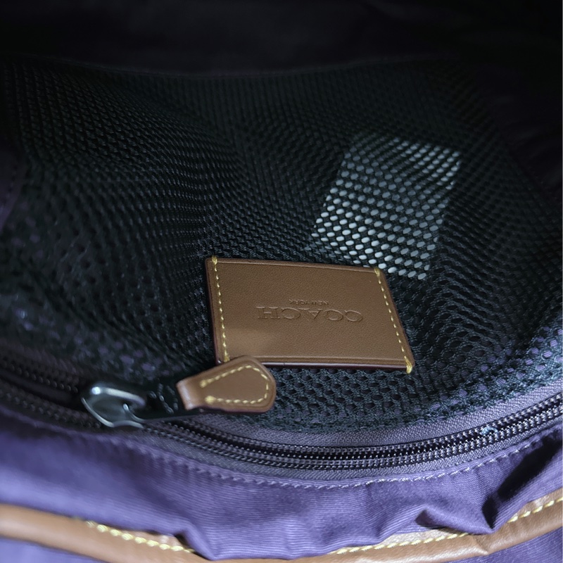 全新 coach紫色毛絨後背包-16