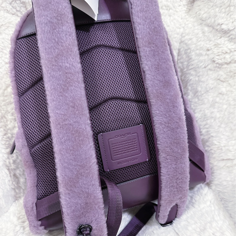 全新 coach紫色毛絨後背包-24