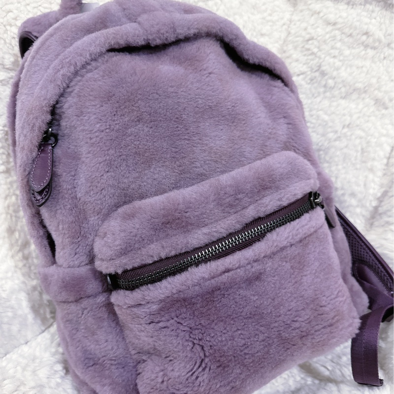 全新 coach紫色毛絨後背包-36
