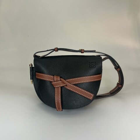 LOEWE 081804 黑GATE肩背包 小號