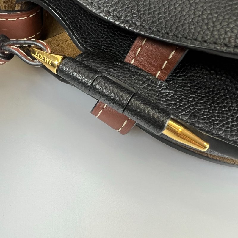 LOEWE 081804 黑GATE肩背包 小號-10