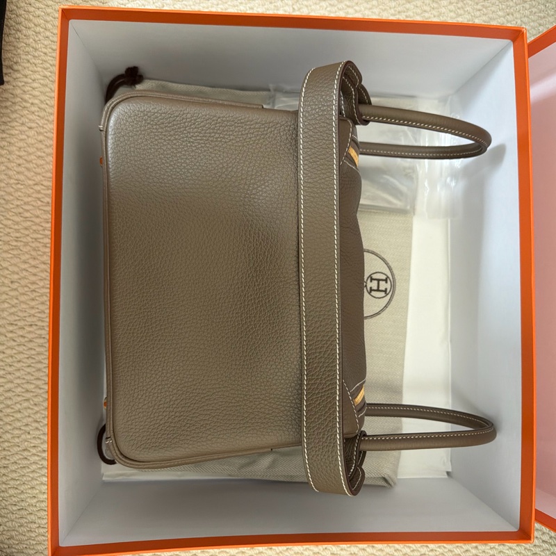 Hermes Lindy 26 大象灰 金 Stamp Z 閒置品-8