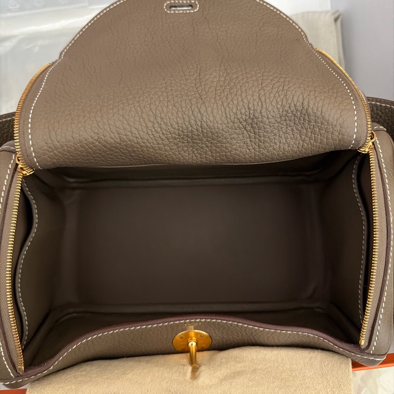 Hermes Lindy 26 大象灰 金 Stamp Z 閒置品-10