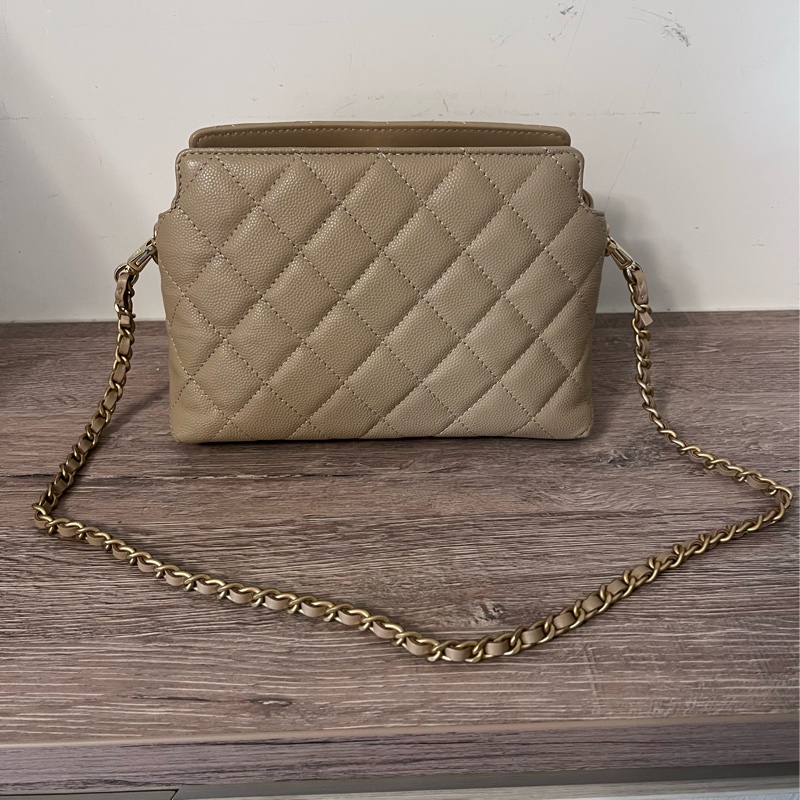 ✨Chanel✨奶茶色荔枝牛皮手提包-3