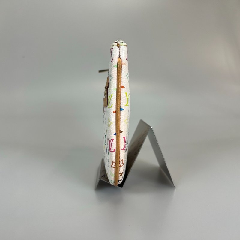LV M60027 白三彩POUCH手拿包-2
