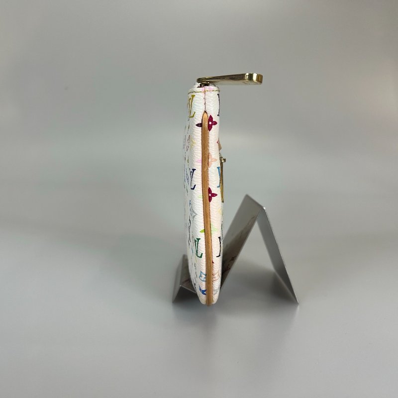 LV M60027 白三彩POUCH手拿包-3