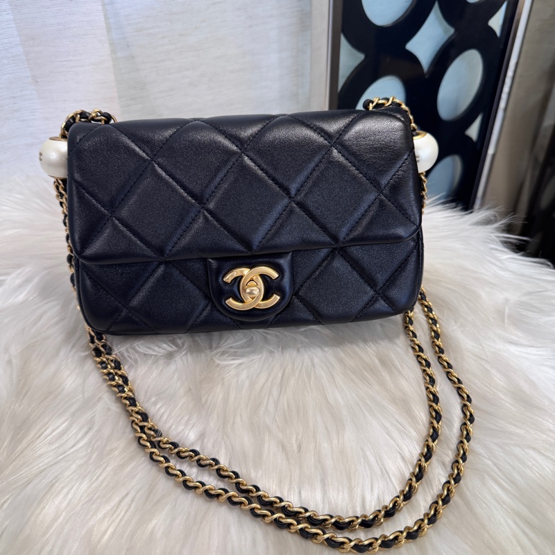 [櫃價20萬］Chanel CF20 大Mini 黑羊皮珍珠調節釦 芯片款 近全新-0