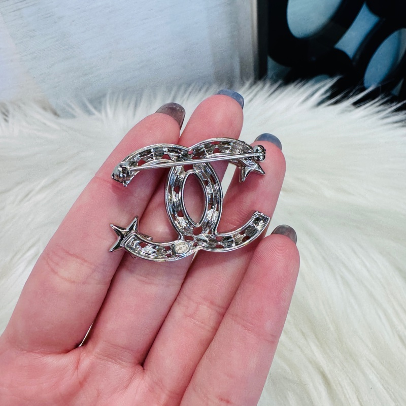 Chanel 銀色星星水鑽胸針 近全新-1