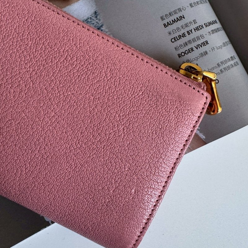 ✨盒子、防塵都有 年輕款 Miu Miu 粉色拉鍊長夾-6