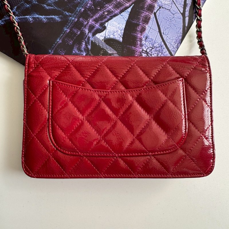 ✨犒賞自己的禮物 Chanel 紅色漆皮2.55復古woc-1