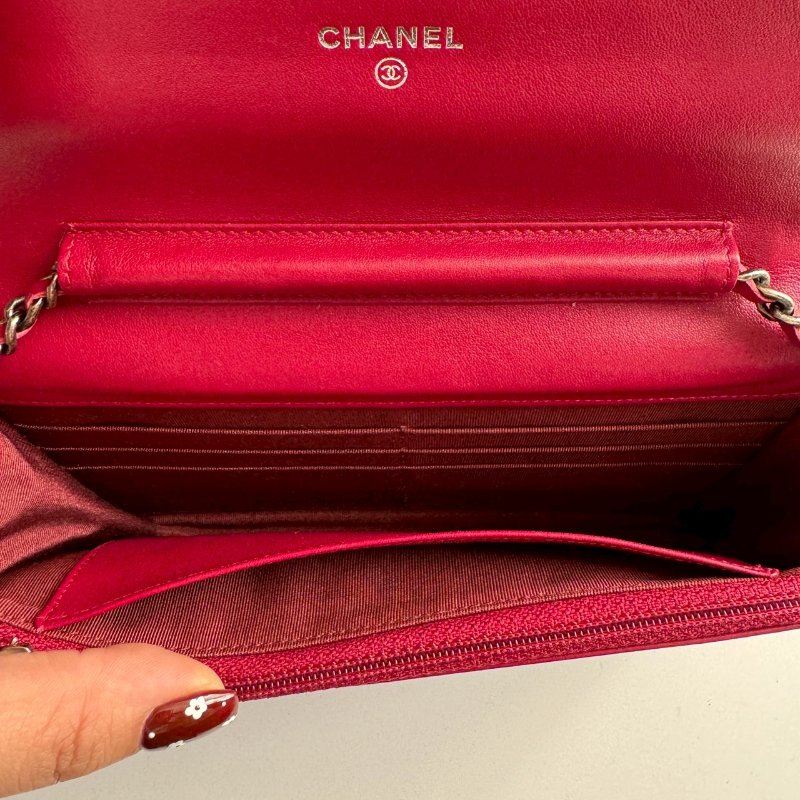 ✨犒賞自己的禮物 Chanel 紅色漆皮2.55復古woc-14