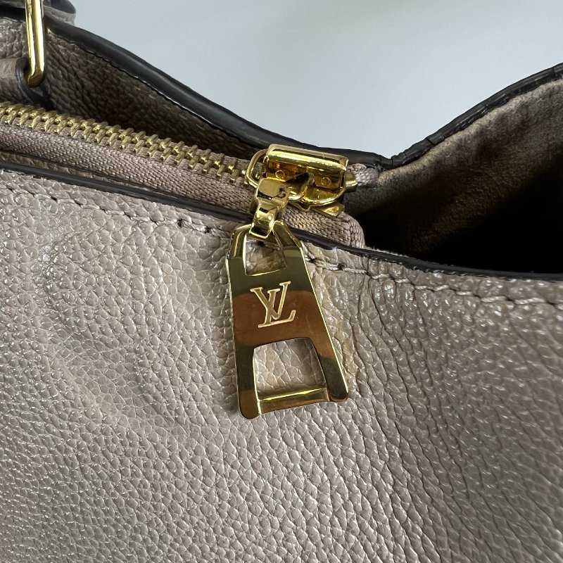 LV M45833/晶片款 斑鳩灰皮革托特包-10