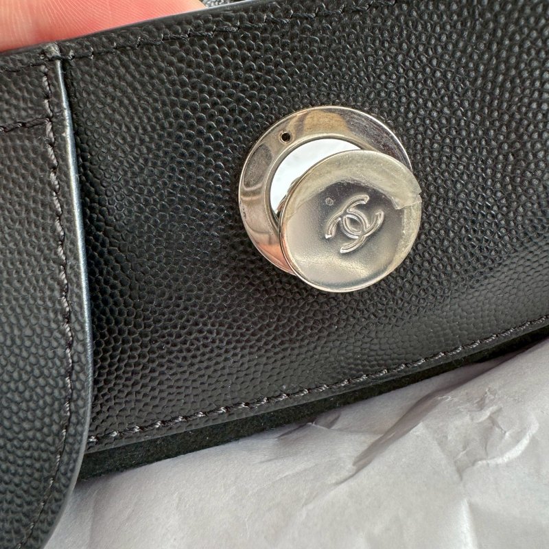 ✨容量超大 Chanel 黑色卯釘銀字母手提肩背沙灘包 購物包-21