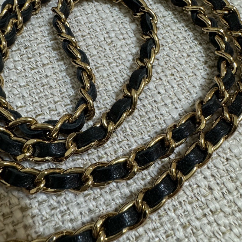 新上架❤️‍🔥藏家級🖤Chanel Vintage🖤山茶花黑色緞面冰格CF小包/香奈兒山茶花cf-28