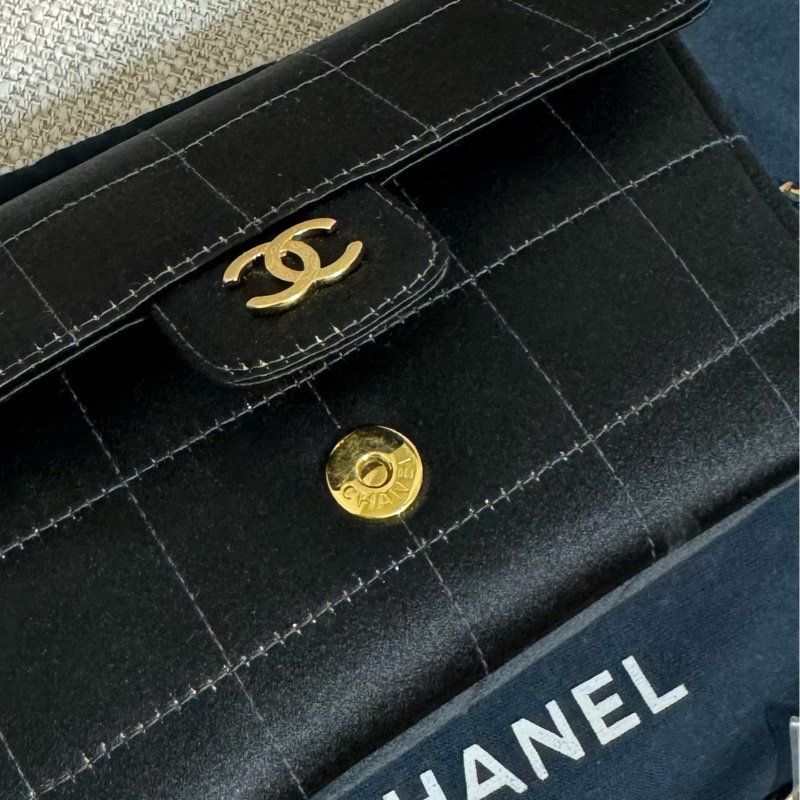 新上架❤️‍🔥藏家級🖤Chanel Vintage🖤山茶花黑色緞面冰格CF小包/香奈兒山茶花cf-30
