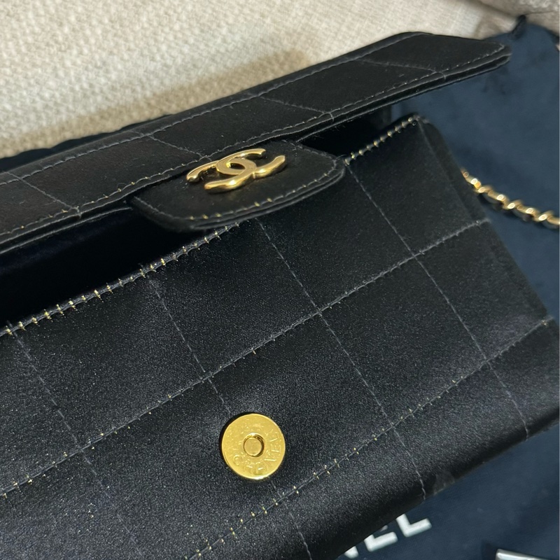 新上架❤️‍🔥藏家級🖤Chanel Vintage🖤山茶花黑色緞面冰格CF小包/香奈兒山茶花cf-31